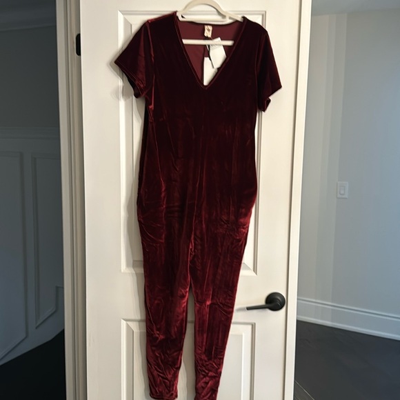 Smash + Tess Romper - Picture 1 of 6